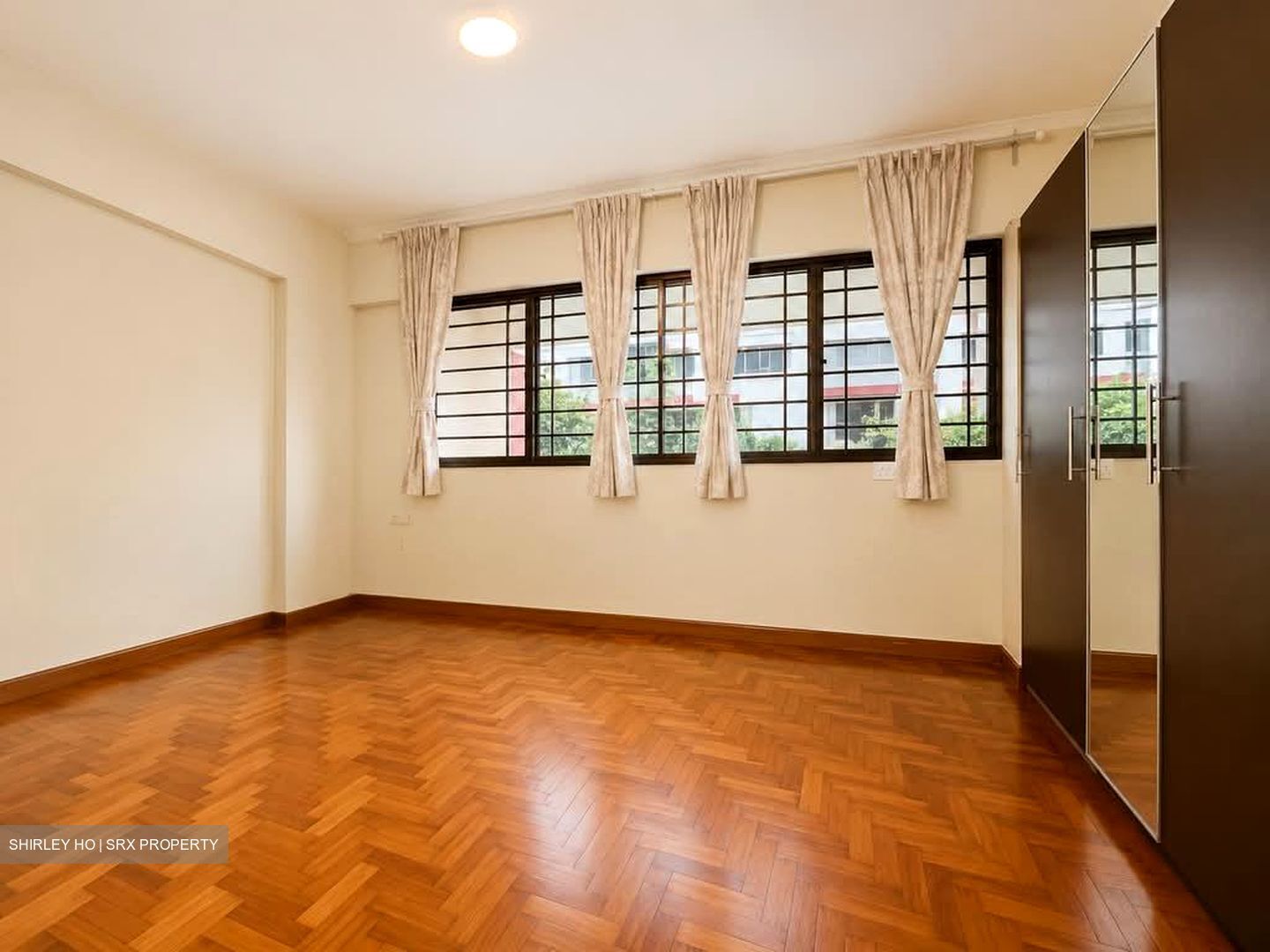 Blk 405 Hong Kah Court (Jurong West), HDB Executive #561524351